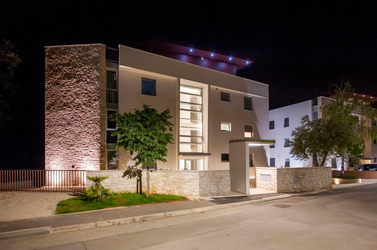 The Q Superior - A Penthouse With Jacuzzi And Sauna Rovinj Luaran gambar